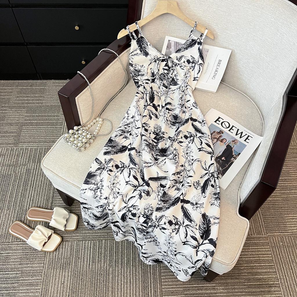 Seaside vacation style French stunning suspender ink printing V-neck summer loose lazy wind knee dress