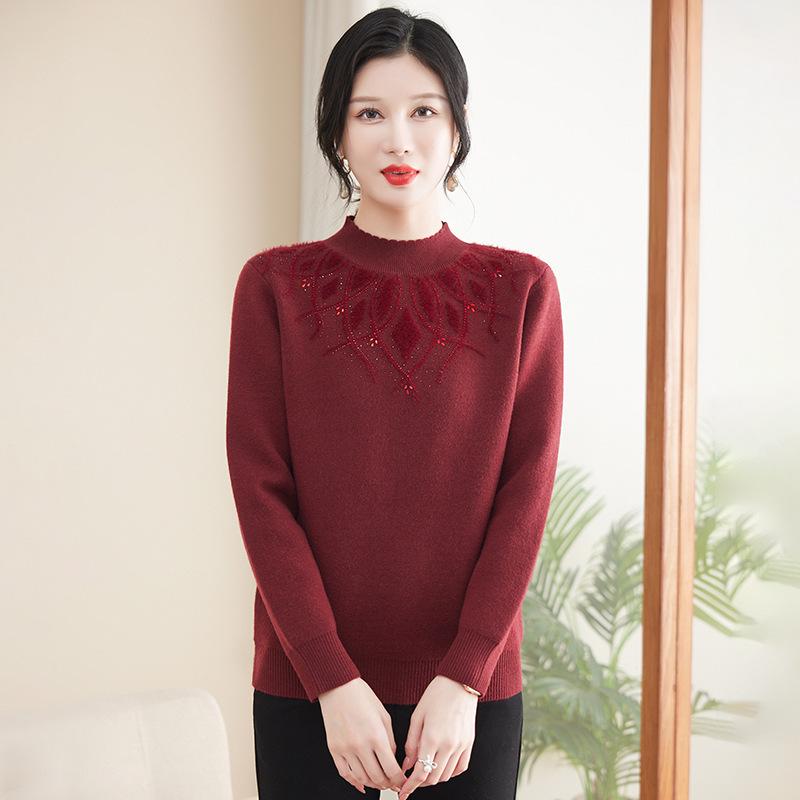Mom's Wear Fleece Sweater: Autumn/Winter Semi-High Neck Base Top for Middle-Aged and Older Women - Warm Innerwear.