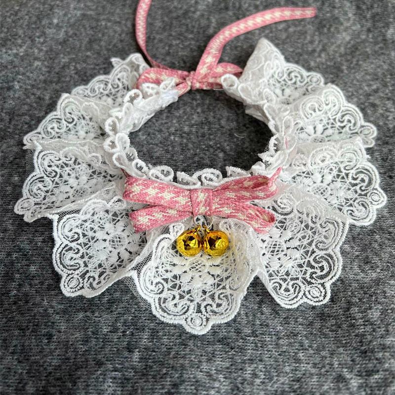 

Стильная бандана для собак и кошек - регулируемый шейный платок с нагрудником, колокольчиком на воротнике и бабочкой для маленьких и средних собак