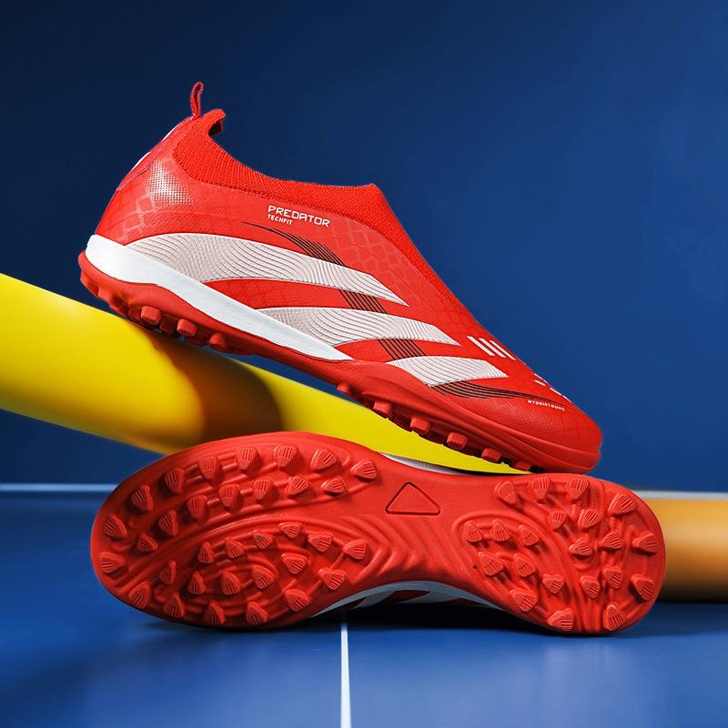 New Children's Football Shoes Men's Low-top Outdoor Sports Training Shoes Long Nails Broken Nails Competition Shoes