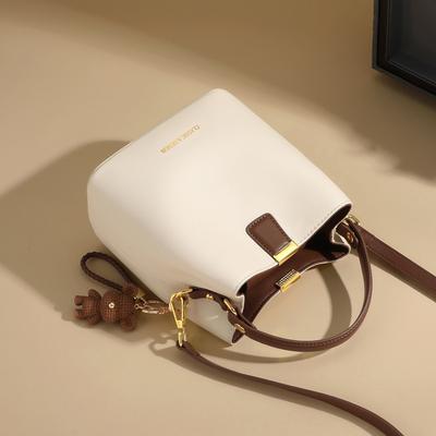 2025 New Genuine Leather Crossbody Bucket Bag for Women, Handheld Autumn Winter High-end Versatile Shoulder Bag