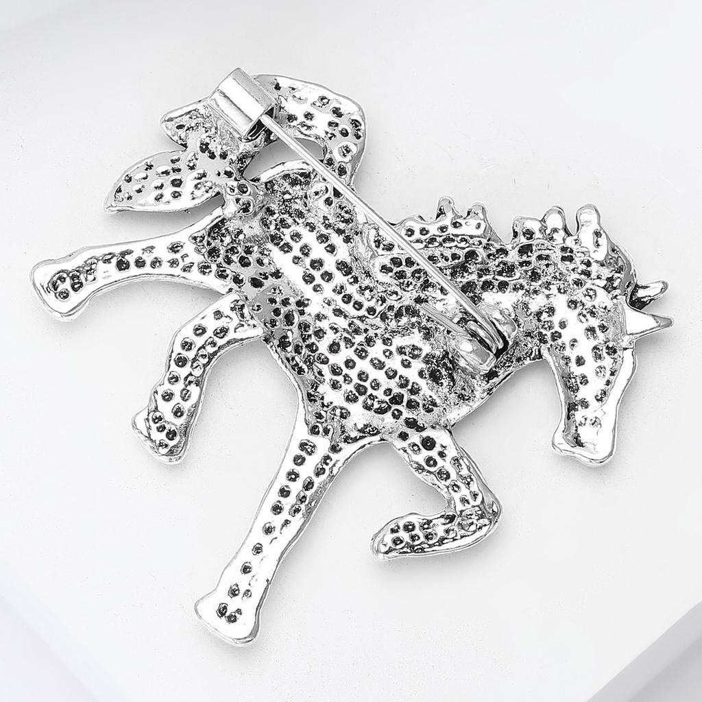 Rhinestone Horse Brooch for Women Animal Lapel Pins Party Accessories New Year Gifts