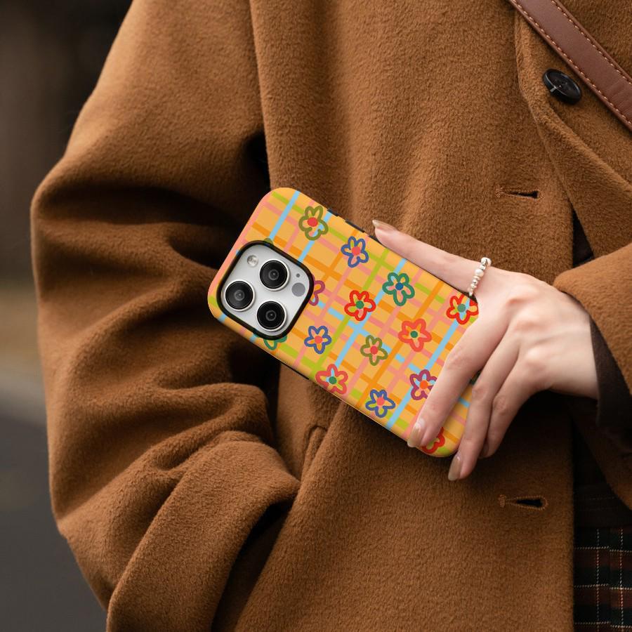 Yellow Plaid Floral Case for iPhone 17 Pro Max - Cartoon Cute Design, Full Wrap