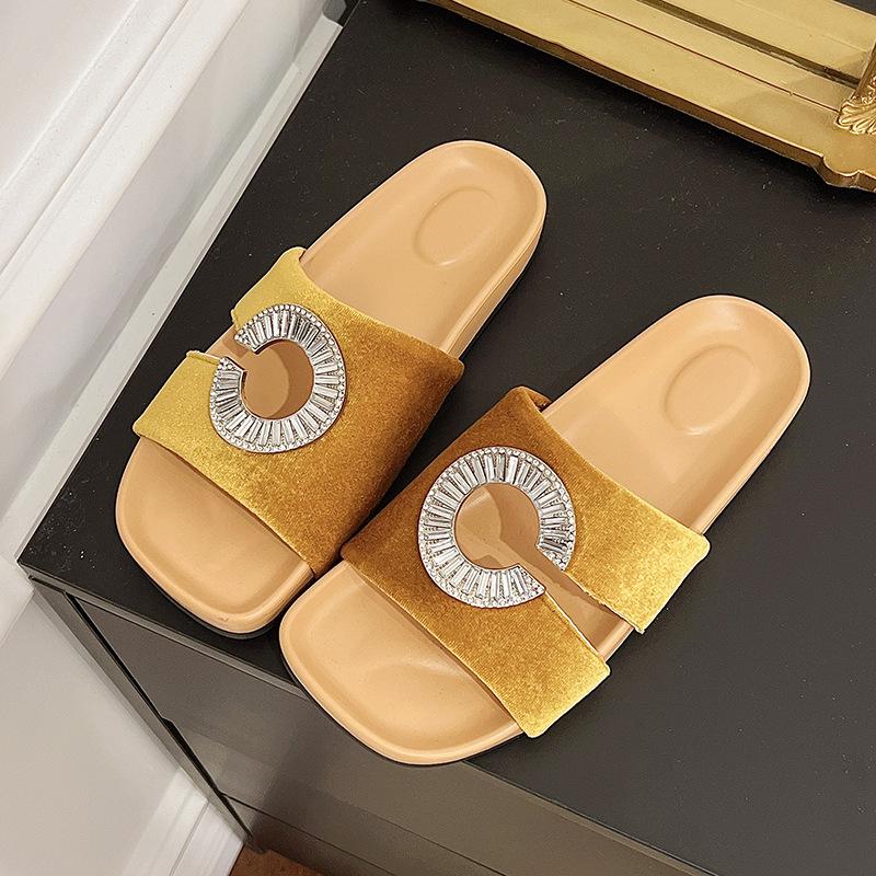 Summer 2025 New Rhinestone Open-toe with Cool Slippers and High-end Versatile Flat Women's Shoes