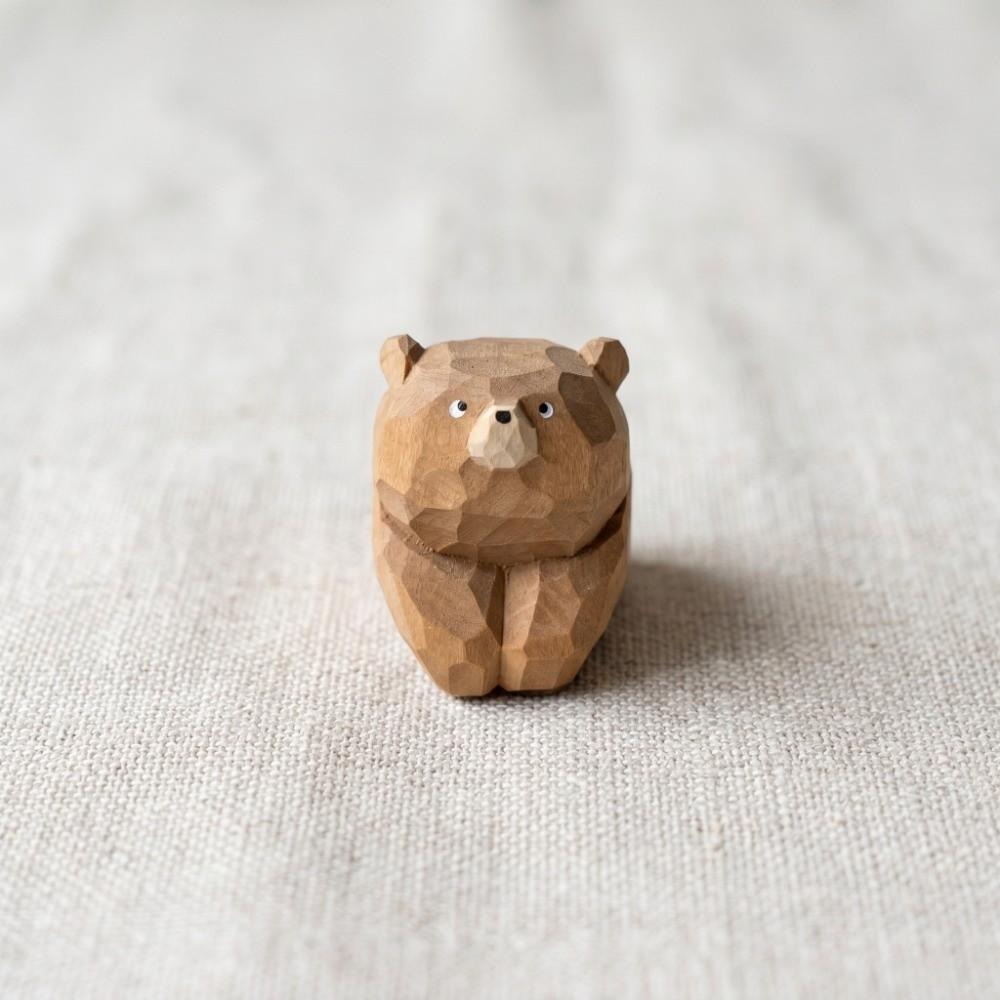 Cute Bear Desktop Ornament Miniature Wooden Bear Figurines Cuddly Wooden Carving Ornament Home