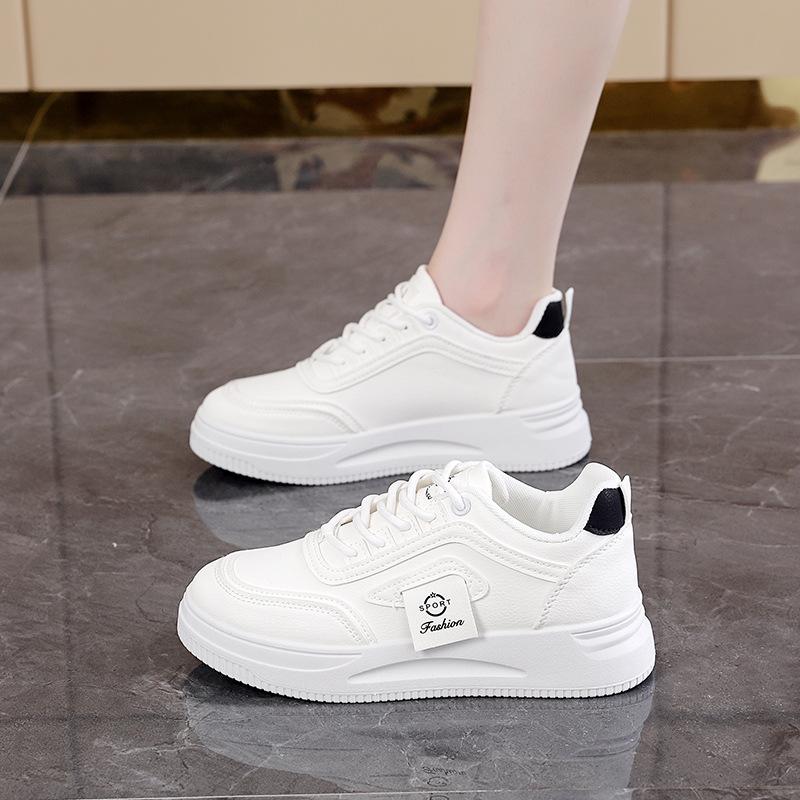 Women's Shoes with Visible Feet, Small People Increase In Height, Korean Version of Board Shoes, Spring and Autumn Soft-soled Sports Shoes