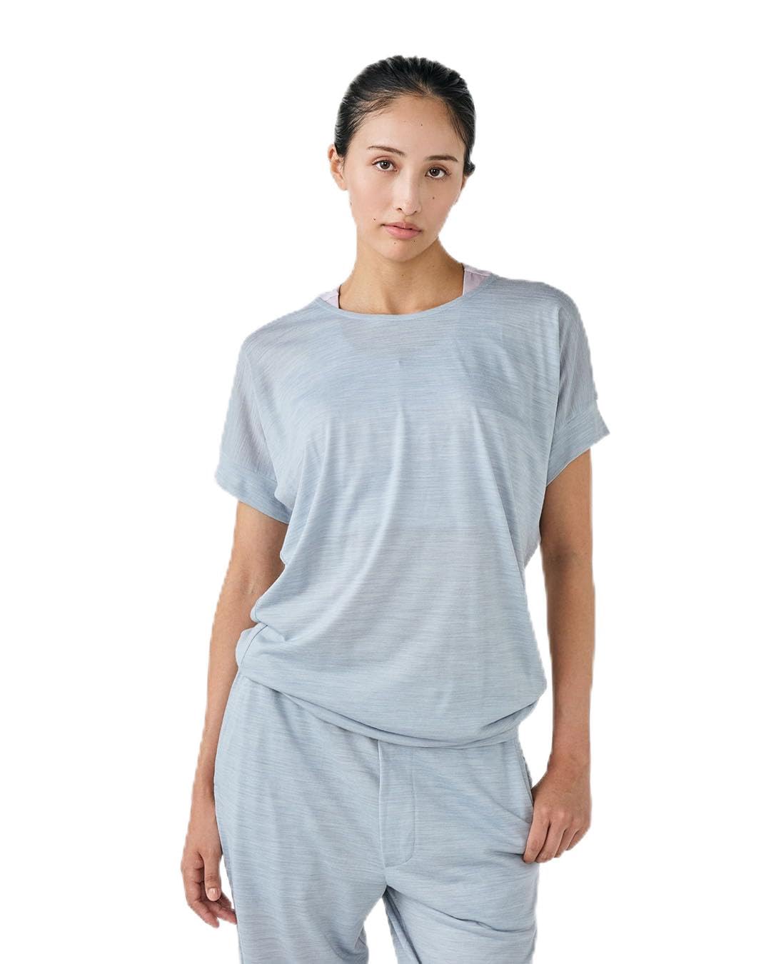 

Supernatural JP 140 Flow Loose Merino for and Pilates Sky Medium [super.natural] [sn] T-Shirt, Moisture-Wicking, Quick-Drying, Odor-Resistant, Wool,