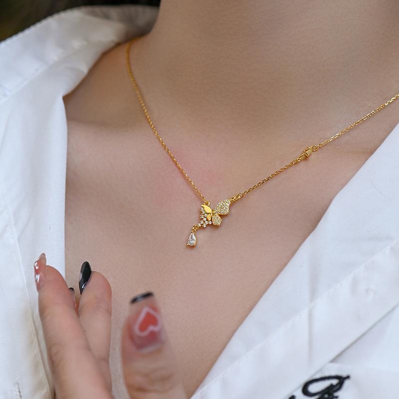 Butterfly Water Drop Diamond Necklace Exquisite Fashion Light Luxury Clavicle Chain New Niche