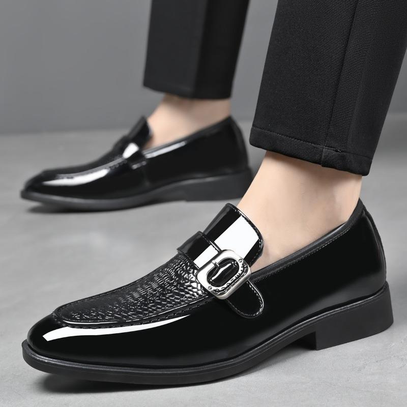 Fashion New Patent Leather Large Size Business Men's Dress Shoes Designer Soft Sole Spring Autumn Buckle Designer Men Derby Shoes