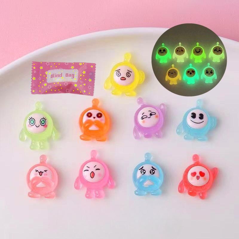 5Pcs Luminous Cute Resin Figures Mini Glow In The Dark Animal Model Ornaments Toys Blind Bag Surprise Dolls For Kids Gifts
