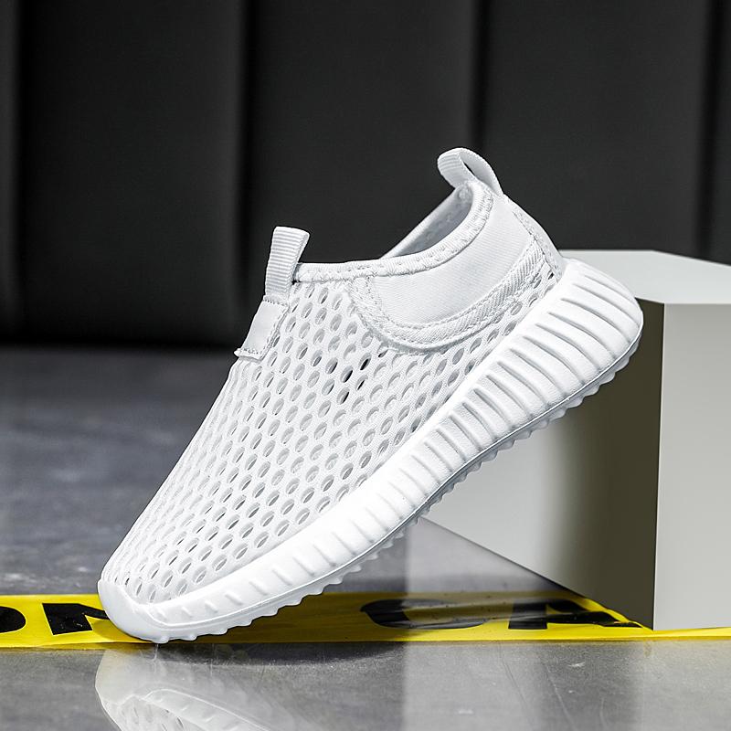 

Летние модные кроссовки для девочек, теннисные кроссовки для мальчиков, спортивная обувь для детей, школьные сетчатые дышащие кроссовки для бега, нескользящие 30