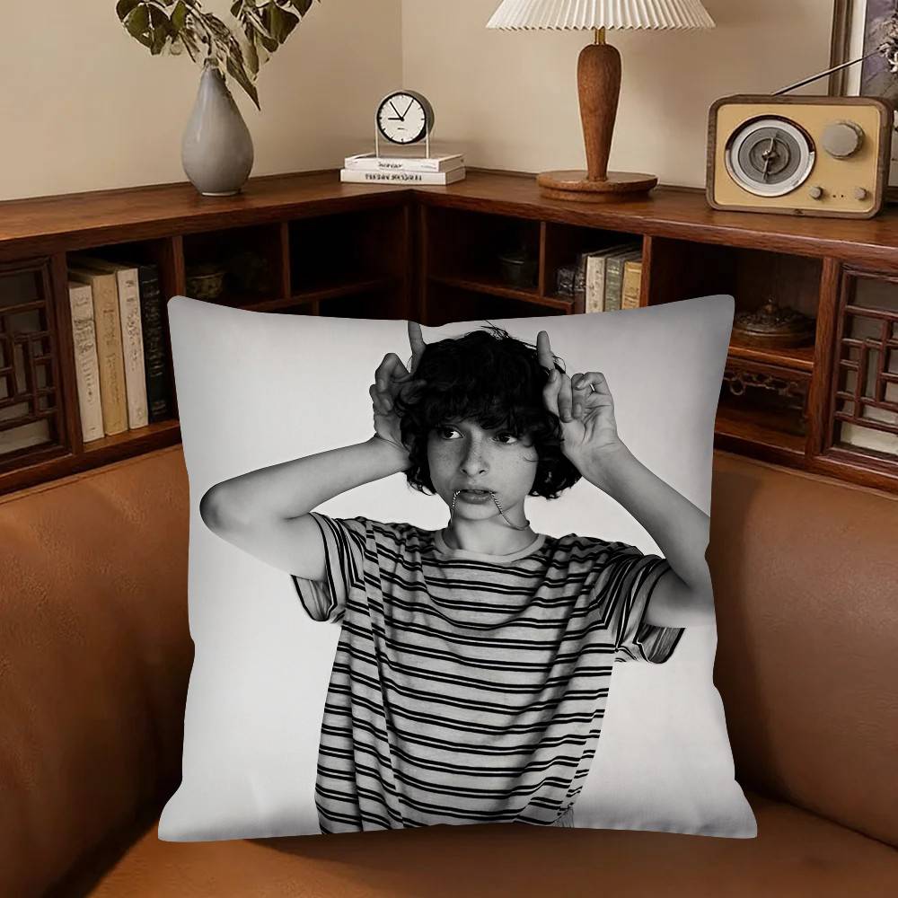 Skådespelare Finn Wolfhard Kuddfodral Mode Fyrkantigt Kuddfodral Sovrum Soffrum Ins Dekoration Fritid