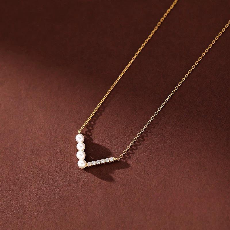 Elegant V-Shaped Pearl Necklace: Women's 925 Sterling Silver with 18K Gold Plating, Light Luxury Design, Versatile Clavicle Chain