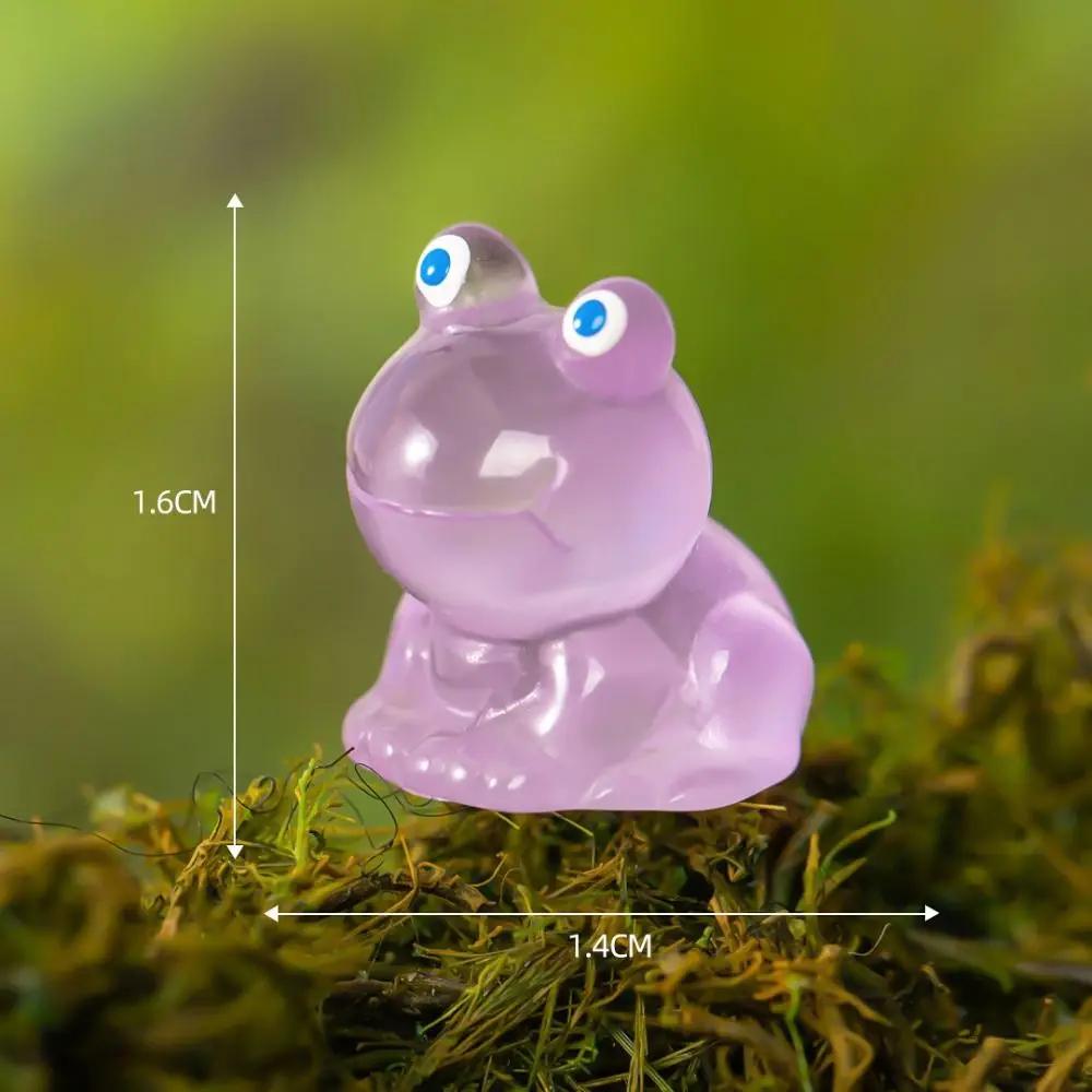 Glow At Night Miniature Resin Mini Frog DIY Home Decor Frog Ornaments Figurines Desk Fairy Garden Decor Sequin Micro Landscape