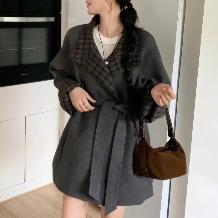 Vintage Hong Kong Style Color-Block Plaid Stand Collar Woolen Coat for Women