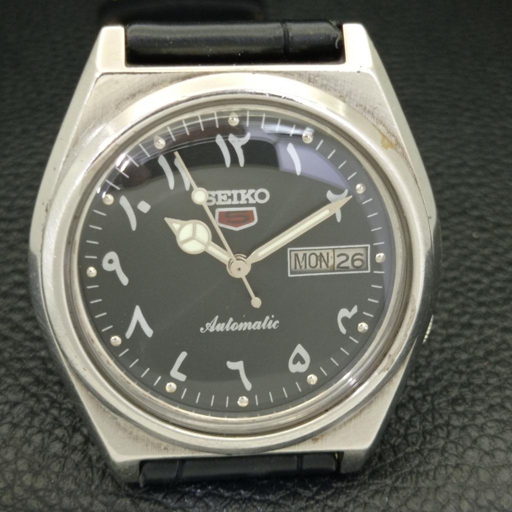 SEIKO 5 AUTOMATIC JAPAN MENS 7009A VINTAGE ARABIC BLACK DIAL WATCH a701215-5 R206a-a701215