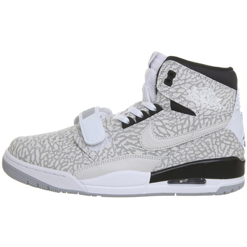 

Jordan Legacy 312 Flip Jordan AV3922-100 45.5