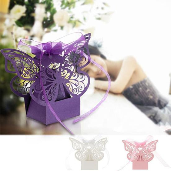 20 ks elegantních vyřezávaných bonboniér se stuhami na narozeninovou svatbu