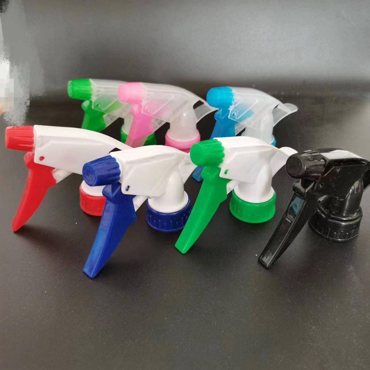 

«28-цветная насадка-распылитель с трубкой для упаковки косметических и повседневных химических средств»