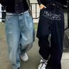 RogueWave Streetwear Y2K Hip Hop Retro Blaue Baggy Jeans Harajuku Jeans Hohe Taille Baggy Buchstabenbestickte Hose