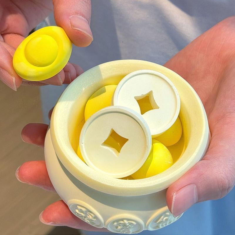 New Year Lucky Cat Plaster Aroma Diffuser - God of Wealth Figurine Fragrance Gift