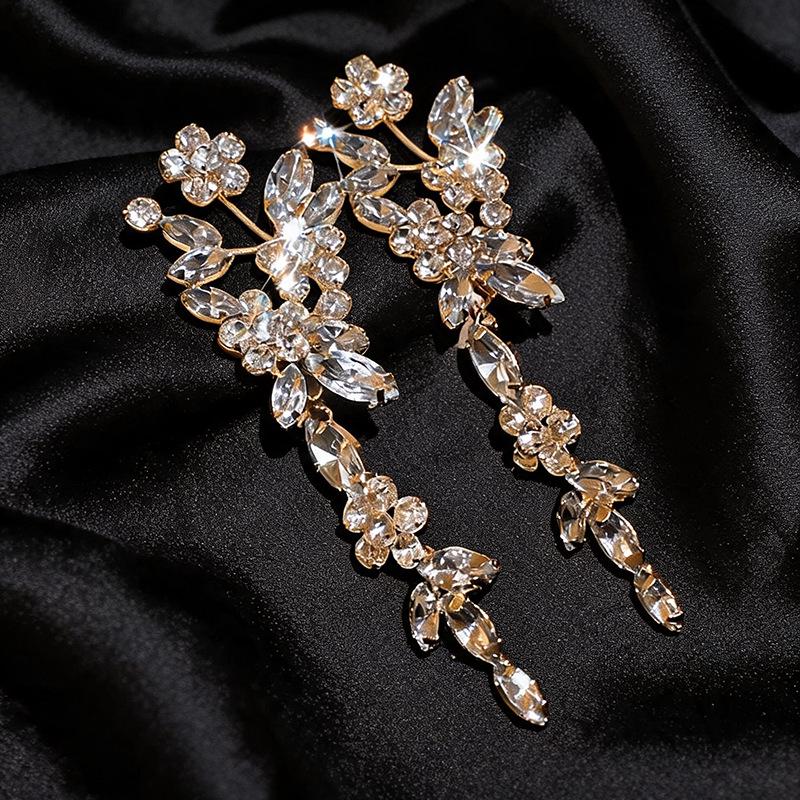 Silver Needle Rhinestone Flower Tassel Stud Earrings - Elegant European & American Design for Women