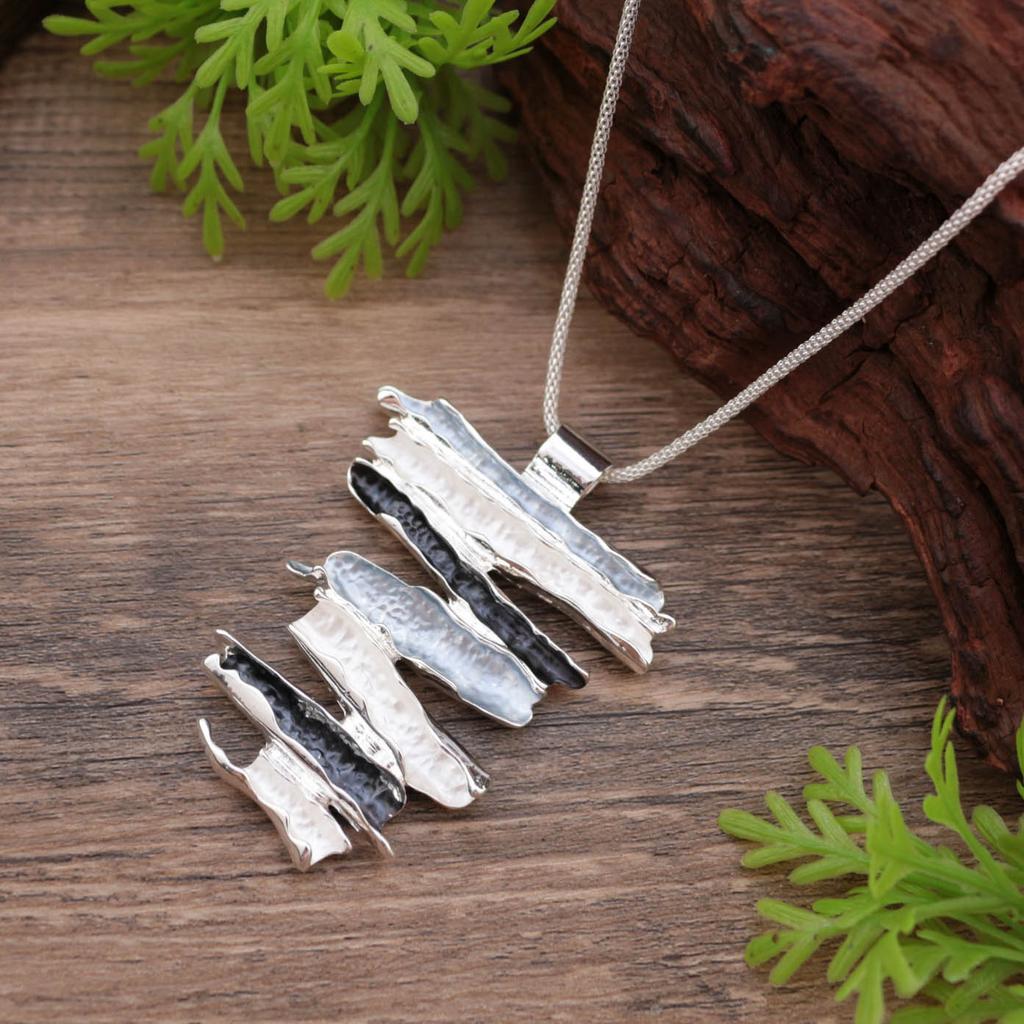 New Color Oil Exaggerated Geometric Lines Long Pendant, Personalized Women's High-end Necklace