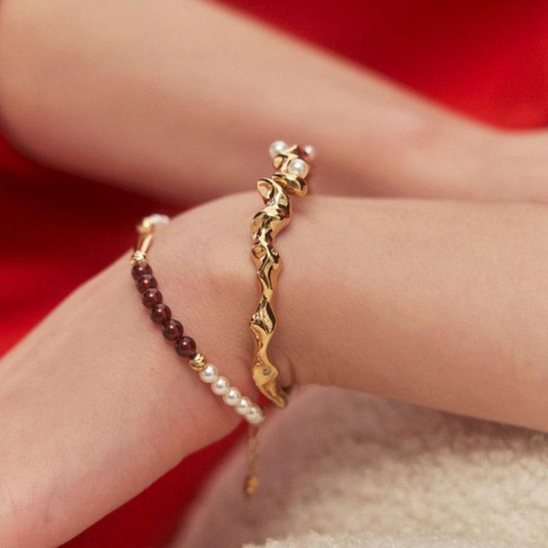 

Vingt six Avril 3-br2 heart flow bracelet yellow gold