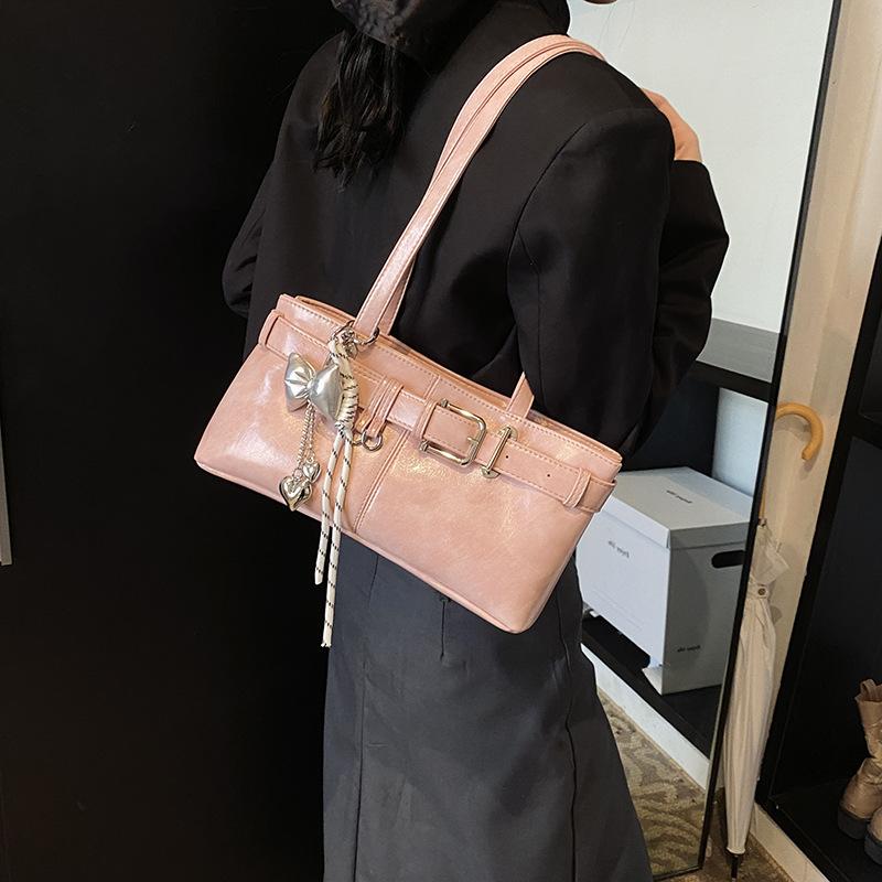 Korean niche underarm bag women's 2025 new trendy autumn and winter fashion commuter shoulder bag simple and versatile handbag