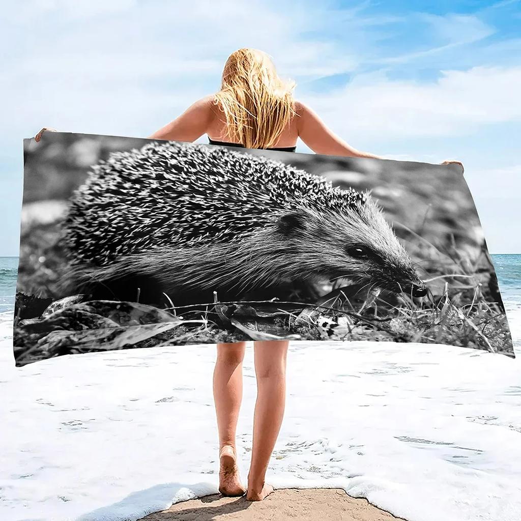 Cute Hedgehog Beach Towel Wild Animal Print Bath Towel For Adult Kids Wrapped Bikini Covered Sunscreen Blanket Sport Pool Towels