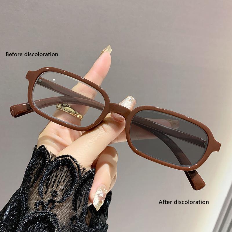 

Printed Myopia Glasses Photosensitive Color Change Hot Style High Definition Anti-blue Light Myopia Glasses 9647-1 -1.25 коричневый