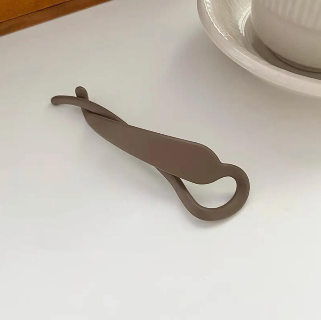 Frosted Matte Banana Clip Korean Simple Hair Clip Resin Acrylic Hairpin Ponytail Barrettes Hair Claw Casual All-match Headdress