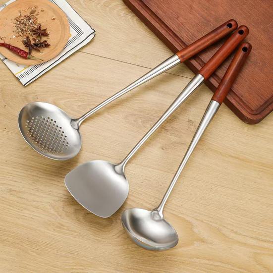 Stainless Steel Ladle Strainer Scoop with Wooden Handle Frying Skimmer Kitchen Spatula Cooking Utensil for Noodles Pasta Vegetable