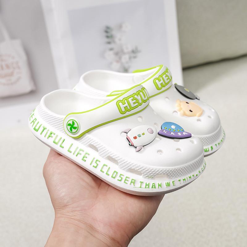 Stylish Cartoon Kids Hole Shoes Breathable Summer Sandals For Boys And Girls Comfortable Eva Design