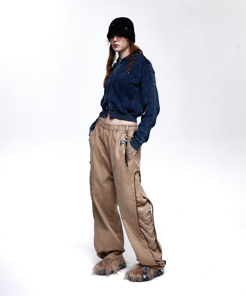 Aleseueseussi Incision Jacquard Mixed Pants - Beige