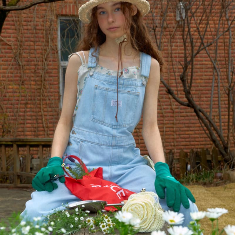 DANCING GRANDMA GARDENER HAT : SAND BEIGE