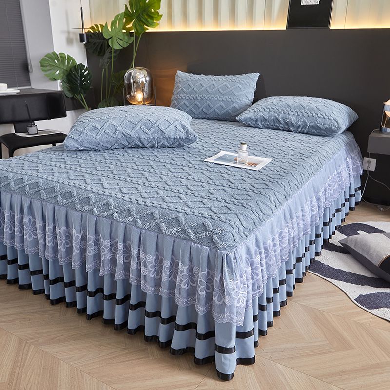 3-teiliges Bettrock-Set, verdicktes Korallenfleece-Spannbettlaken, Bettdecke einteilig Flanell All-inclusive rutschfester Bezug
