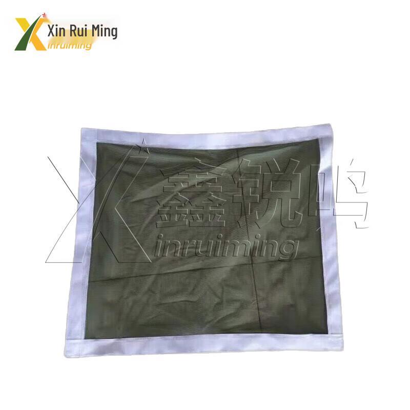 Xinruiming 2013-80 Frame Tent & Accessories