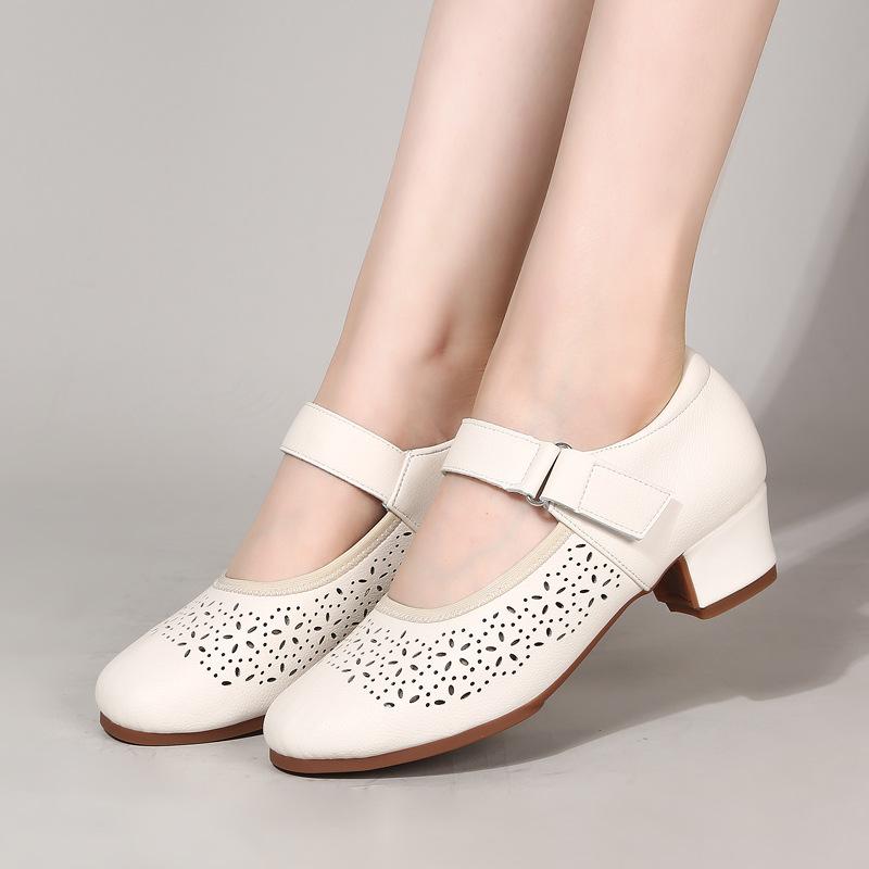 2025 neue Tanzschuhe Tanzschuhe Damen Weichsohlenlehrerschuhe Körpertrainingsschuhe Square Dance Damenschuhe Lateintanzschuhe