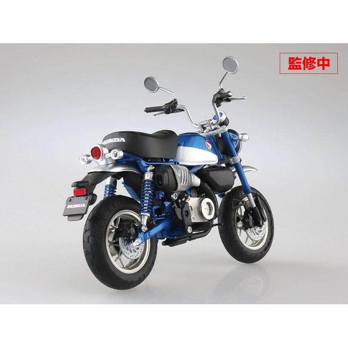 Aoshima SkyNet 1/12 Honda Monkey125 Completed Bike Model (Pearl Glitter Ring Blue)