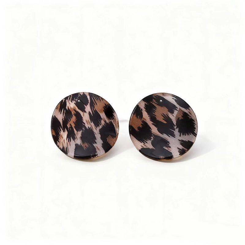 Orecchini Irregolari con Stampa Leopardo Design di Nicchia da Donna Senso Estetico Temperamento di Alta Gamma Stile Retrò Hong Kong Orecchini a Bottone Orecchini d'Atmosfera