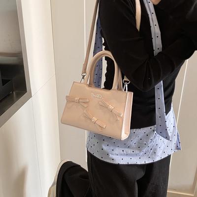 Dámske kabelky – Kabelky do ruky