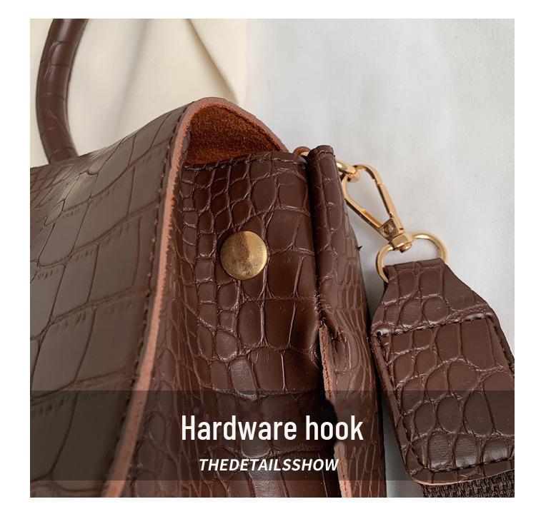 Large Capacity Women's Fashion Tote Bag - 2024 New Style, Autumn/Winter, One-Shoulder Commuter Bag