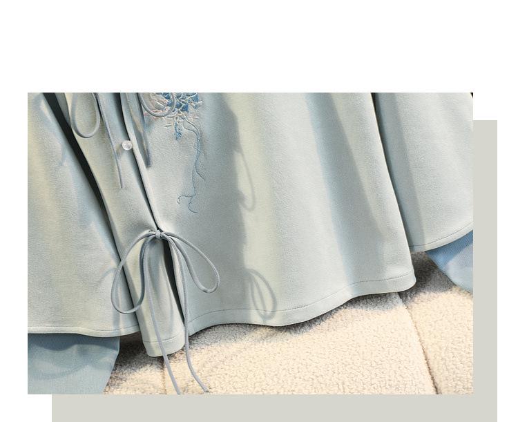 Chinese Retro Wisteria Embroidered Tang Suit Hanfu Cheongsam Top Tea Set