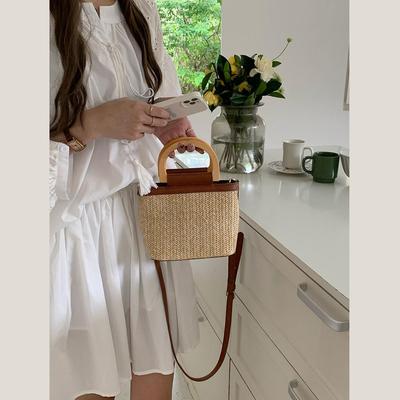 Summer Fashion Women's Seaside Crossbody Bags Retro Straw Female Small Bucket Shoulder Bag Vacation Knitted Purse Handbags