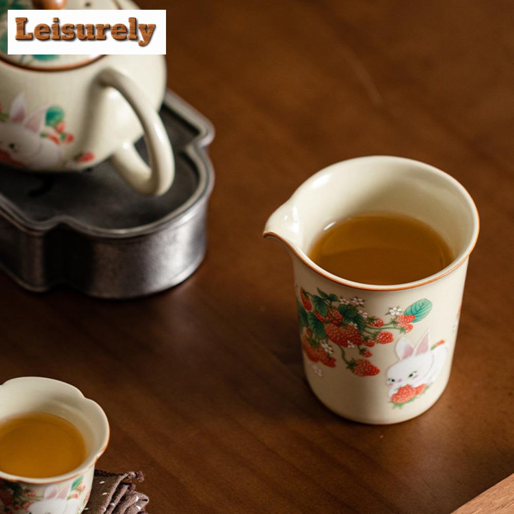 230ml Retro Cream Ru Kiln Ceramic Tea Pitcher Japanese Strawberry Rabbit Cha Hai Household Justice Cup Tea Ceremony Accessories