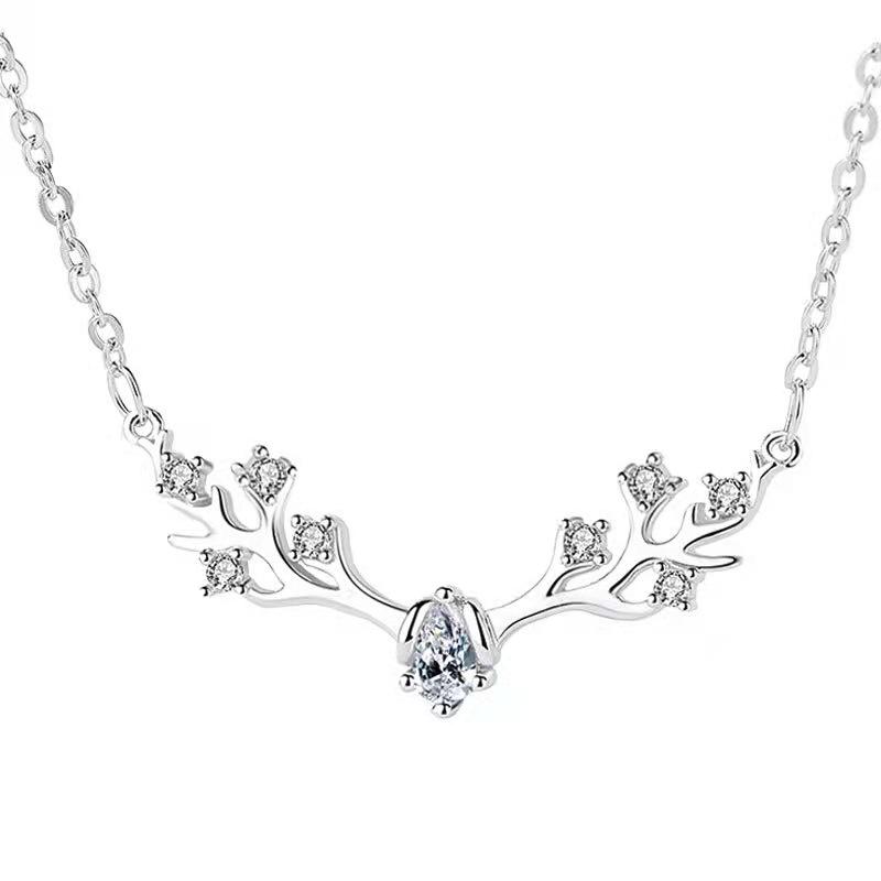 

Yi Lu You Ni Women s 925 Silver Korean Style Clavicle Necklace with Water Shell - Simple Niche Christmas Jewelry 925 Silver