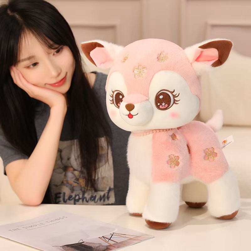 Muñeco de Ciervo Sika de 15/25/33 cm Juguete de Peluche Relleno Muñeco Hecho a Mano Dibujos Animados Anime Almohada Linda Regalo de Cumpleaños para Niños Muñeco Divertido