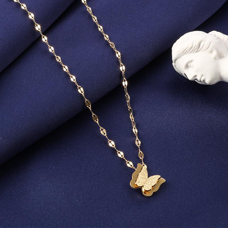Elegant Titanium Steel Heart Necklace for Women - Hollow Design, Light Luxury, Versatile Clavicle Chain