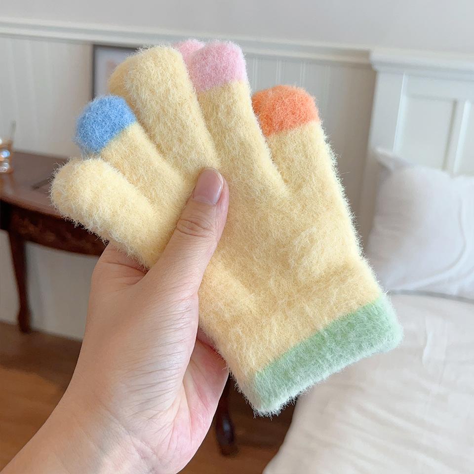 

ColorfulMacaron WoolenChildren s WarmGloves Suitable Boys and Girls in Winter with Hand-written Five-finger Fingers for Cold and Frost Protection